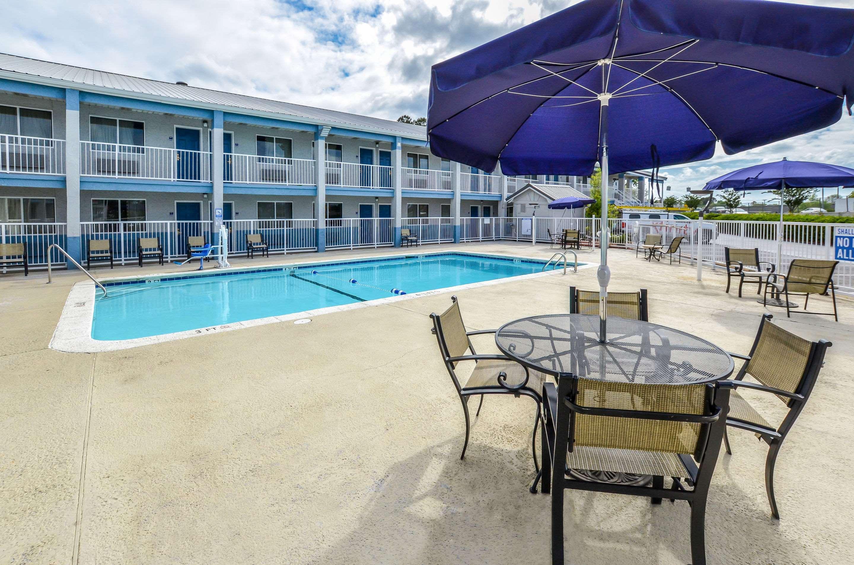 Rodeway Inn North Charleston - Ashley Phosphate Bagian luar foto