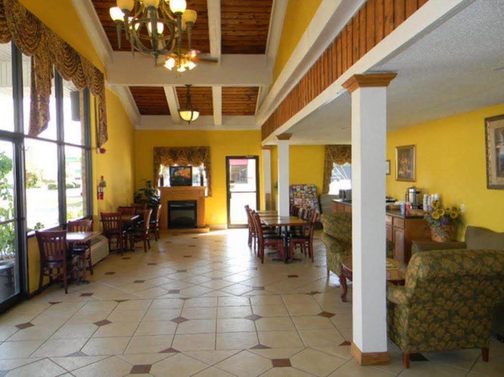 Rodeway Inn North Charleston - Ashley Phosphate Bagian luar foto